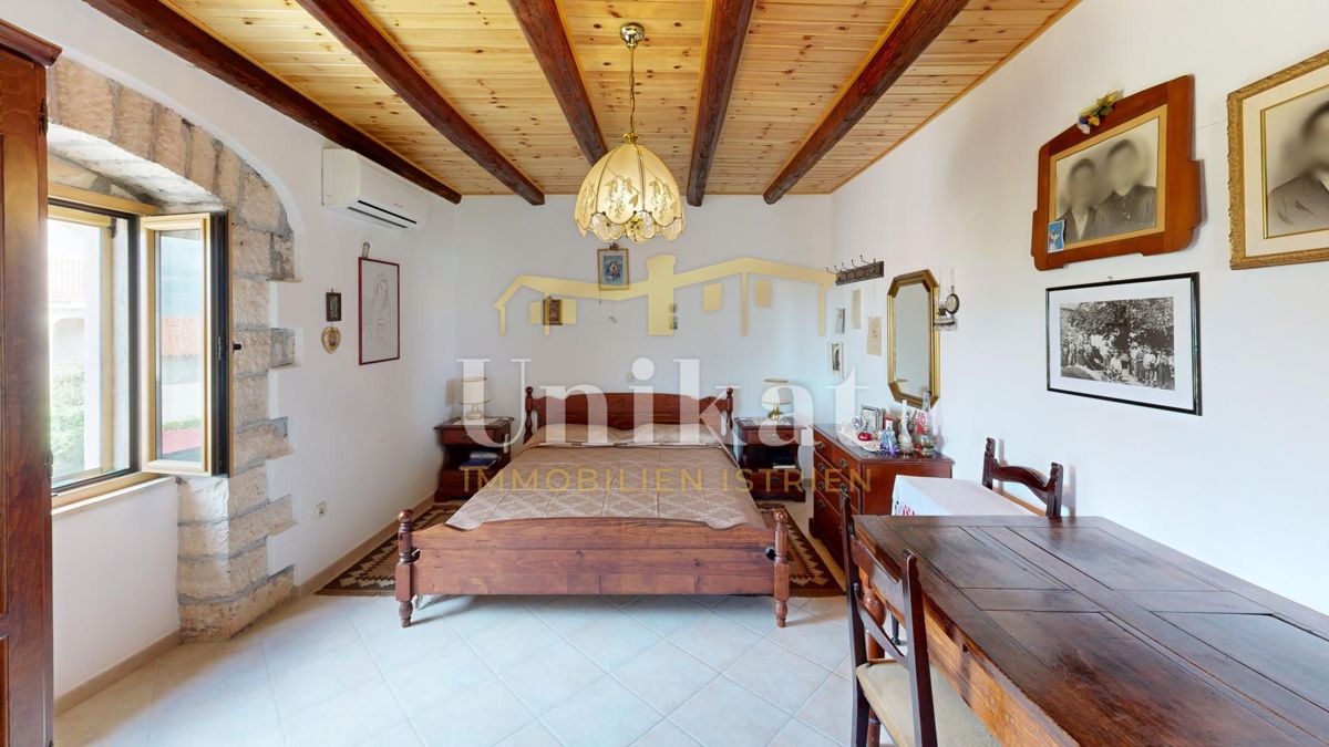 Casa in pietra ristrutturata